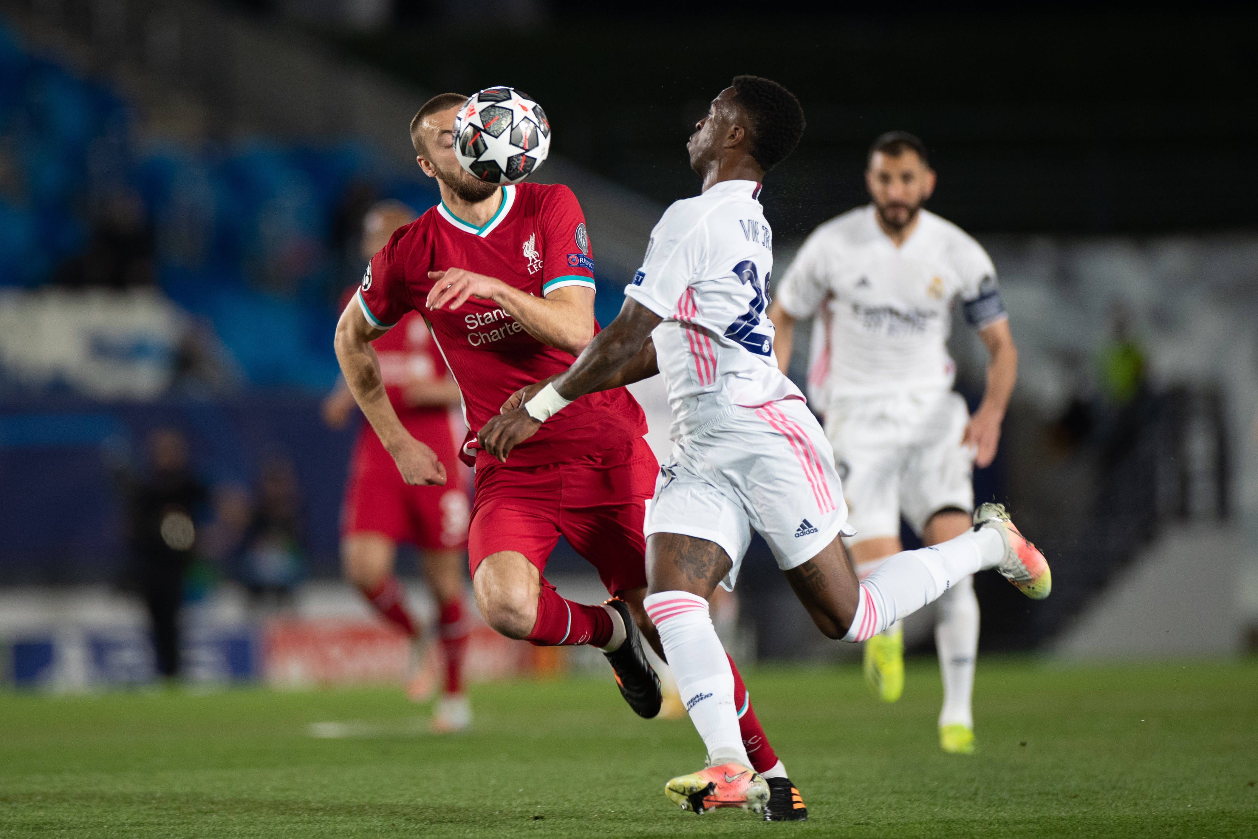 皇冠体育官方网站-关于瓦伦西亚主帅首秀失利,球队冲击前列无果的信息